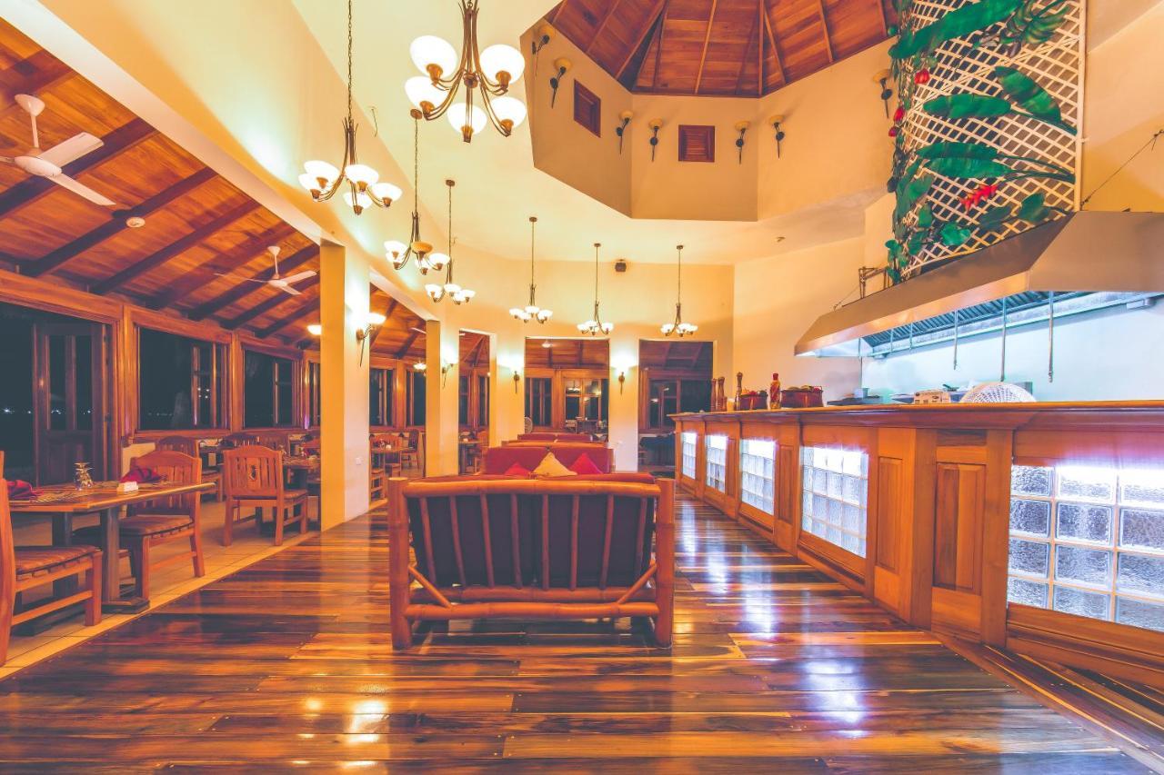 Ocean Cliff Hotel Negril Limited - Adults Only Dış mekan fotoğraf