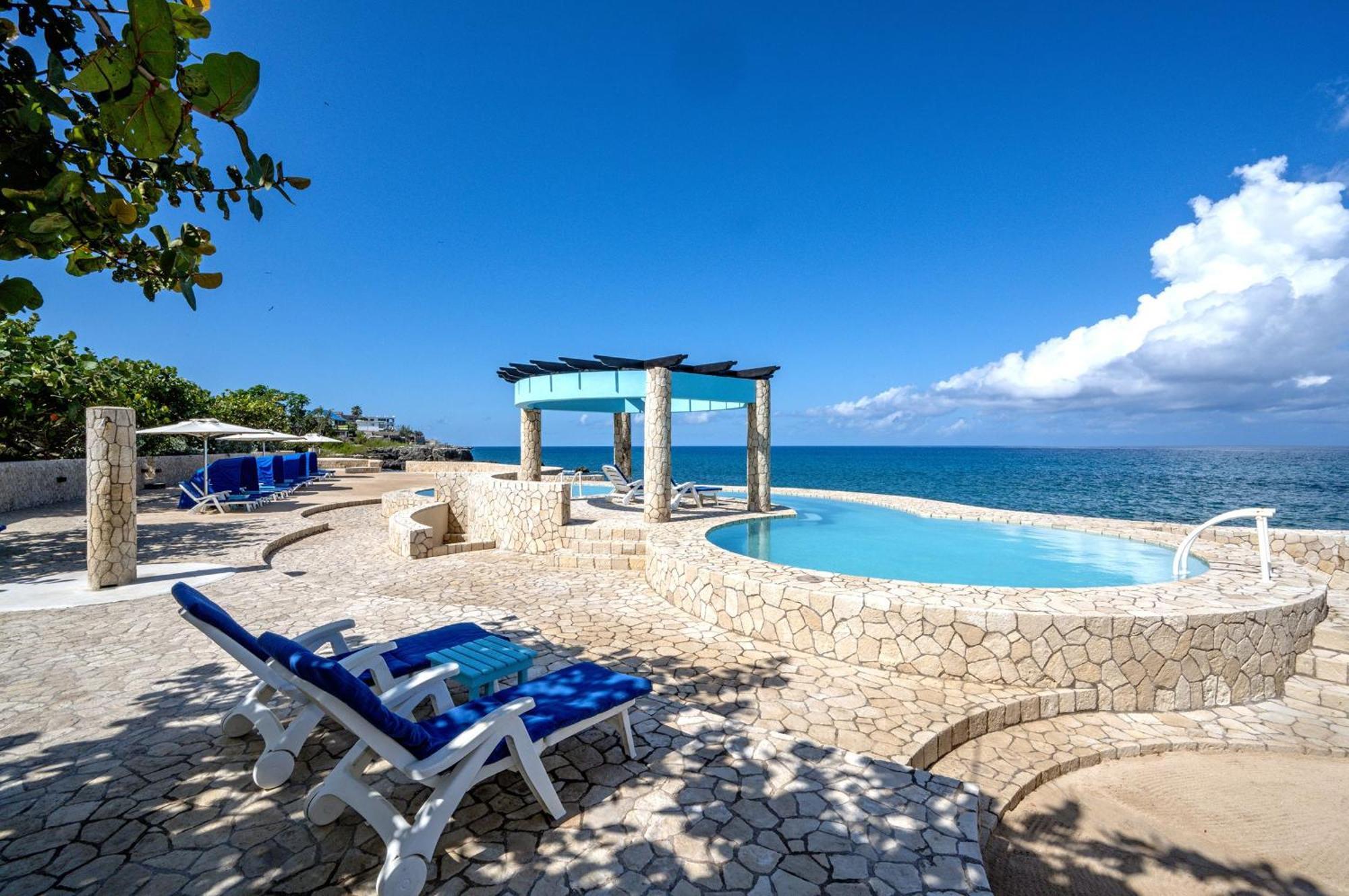 Ocean Cliff Hotel Negril Limited - Adults Only Dış mekan fotoğraf