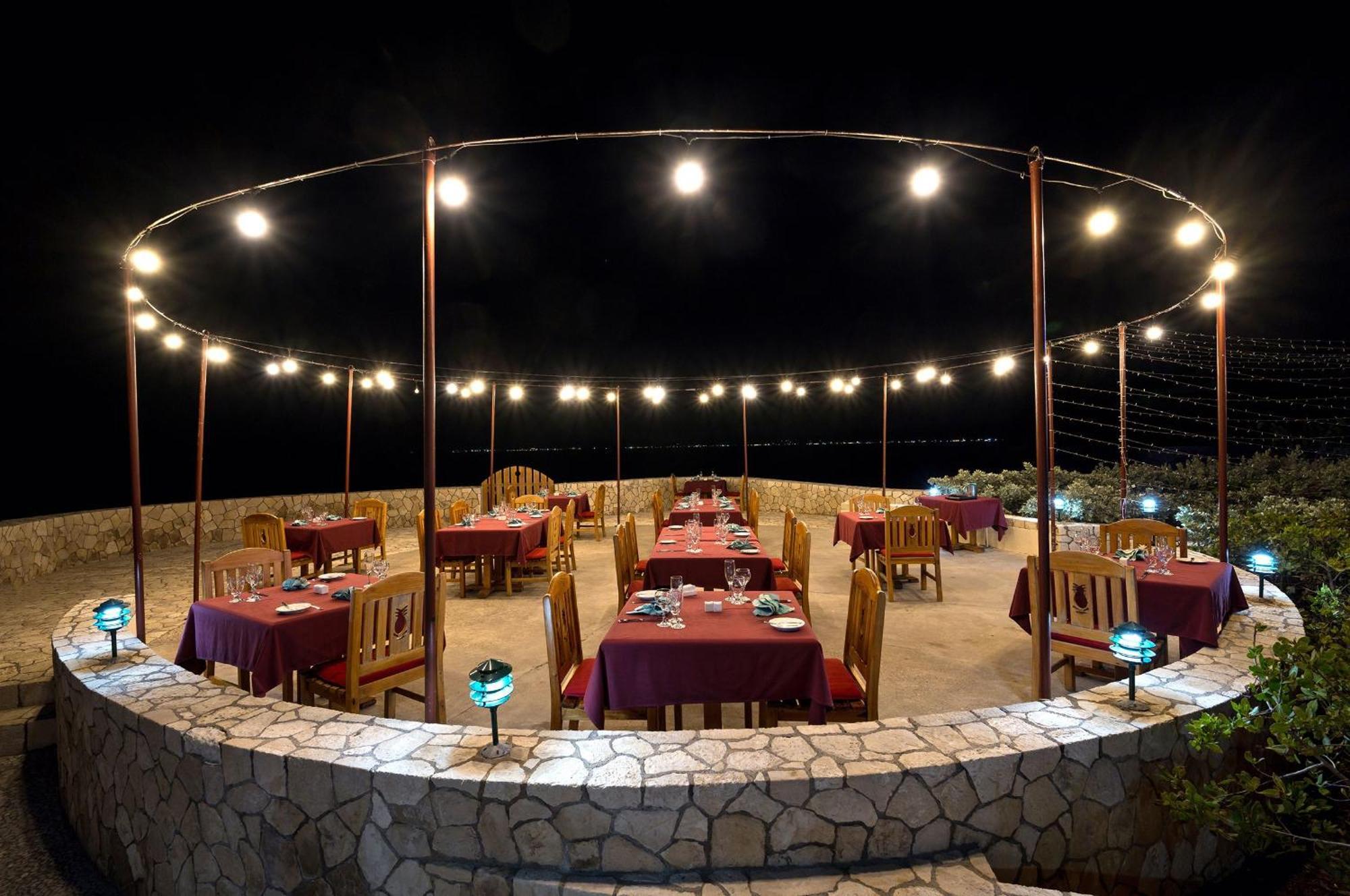 Ocean Cliff Hotel Negril Limited - Adults Only Dış mekan fotoğraf