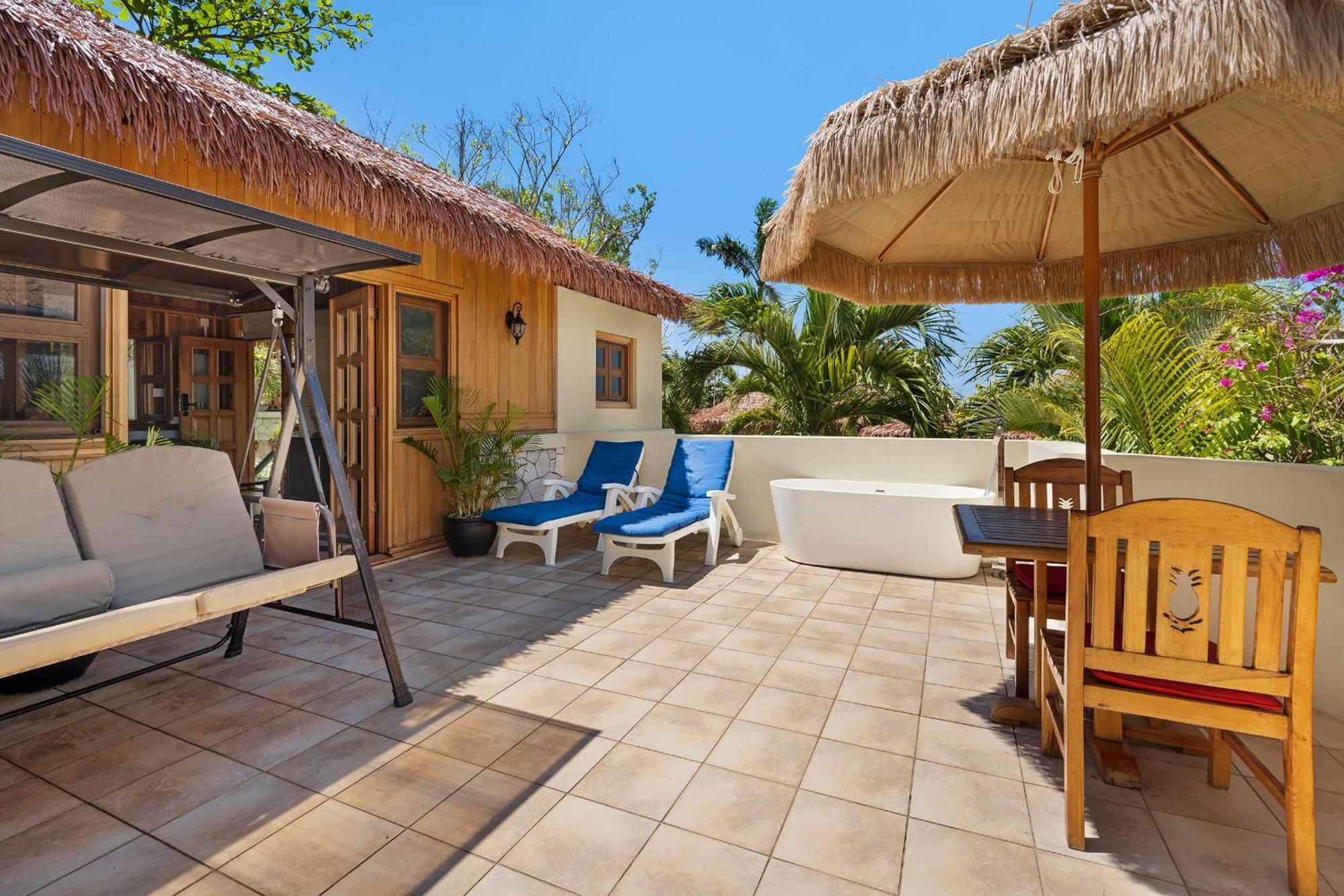 Ocean Cliff Hotel Negril Limited - Adults Only Dış mekan fotoğraf