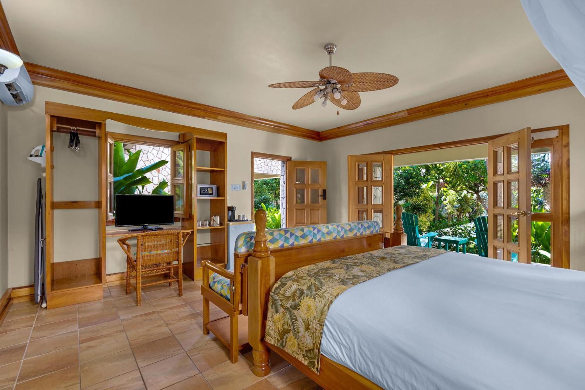 Ocean Cliff Hotel Negril Limited - Adults Only Dış mekan fotoğraf